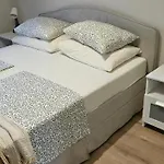 Maris Rab *