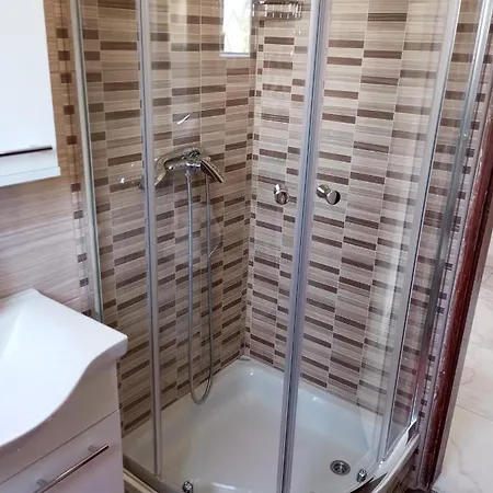 Apartments Maris Rab * راب