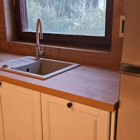 Apartments Maris Rab شقة